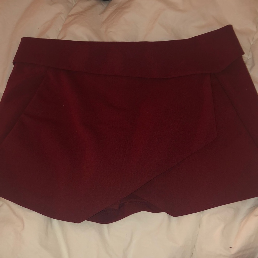 Forever 21 burgundy skirt